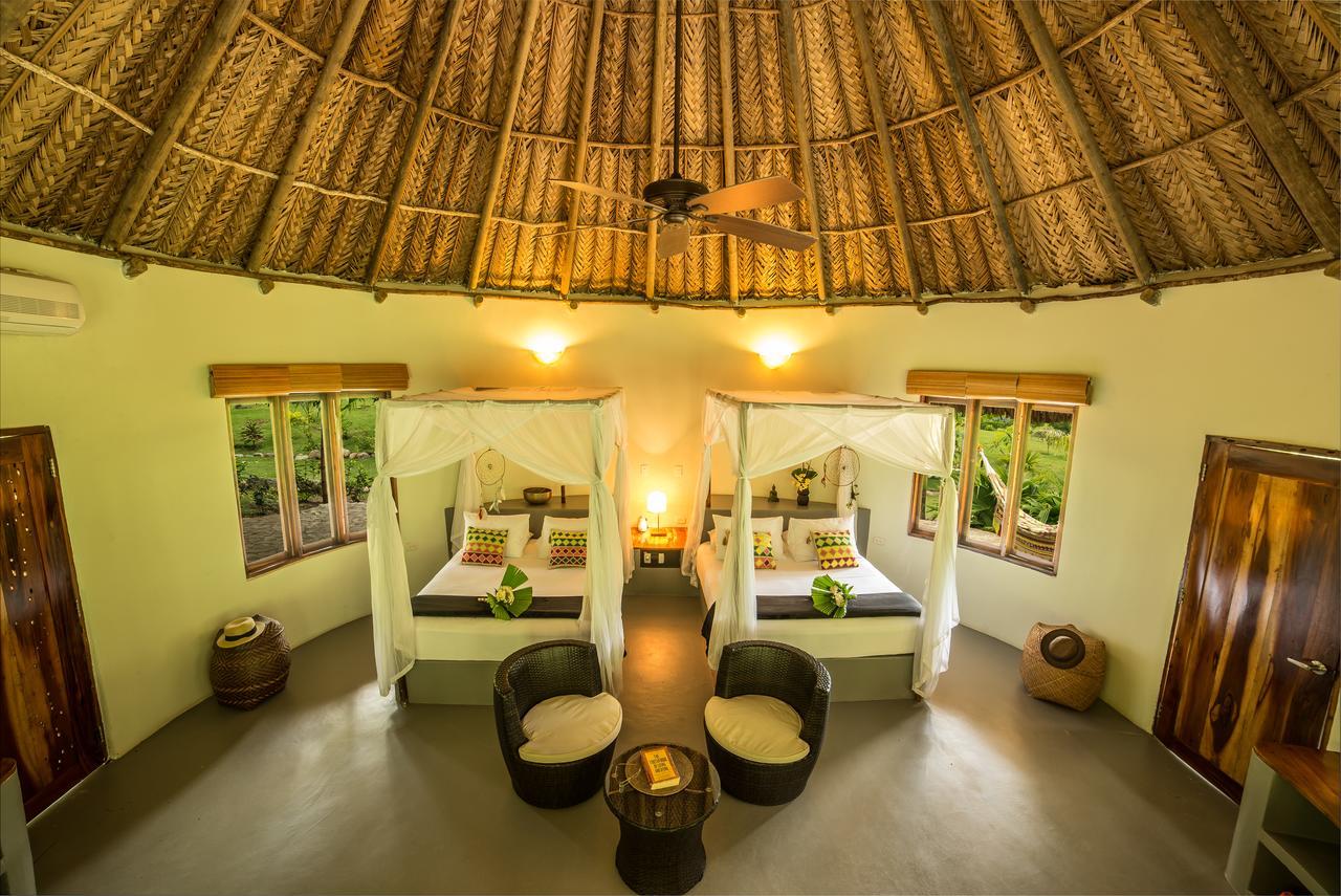 One Santuario Hotel Y Reserva Natural Palomino Exterior photo